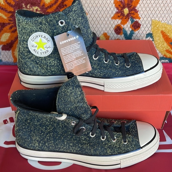 Converse 172146C
CHUCK TAYLOR ALL STAR 70 HI
SEAWEED/EGRET/BLACK WMNS sneakers - Picture 4 of 16